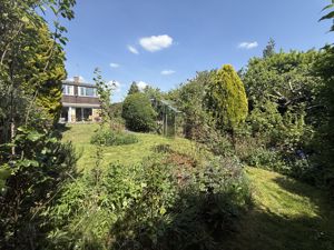 Photo 16- click for photo gallery